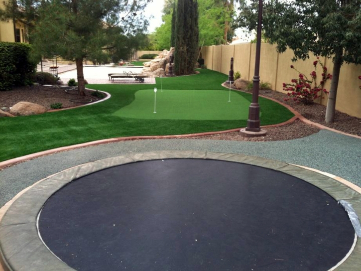 Fake Turf East Chattanooga, Tennessee Indoor Playground, Beautiful Backyards